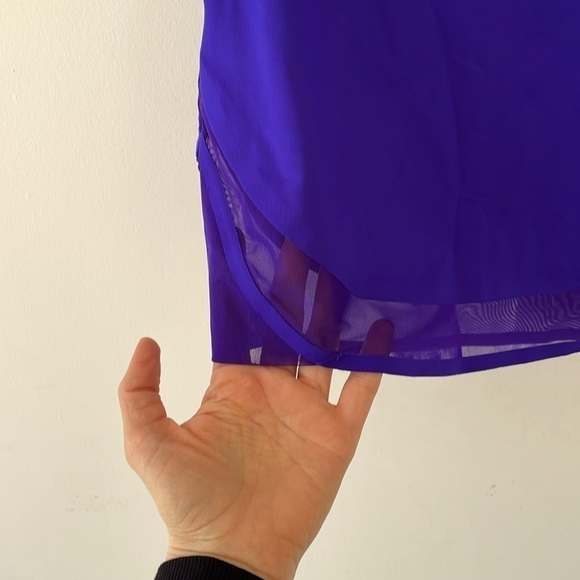 NWOT Athleta CADENCE TEE Paradise Blue workout shirt size XXS RATED UPF 50+ - Picture 4 of 8